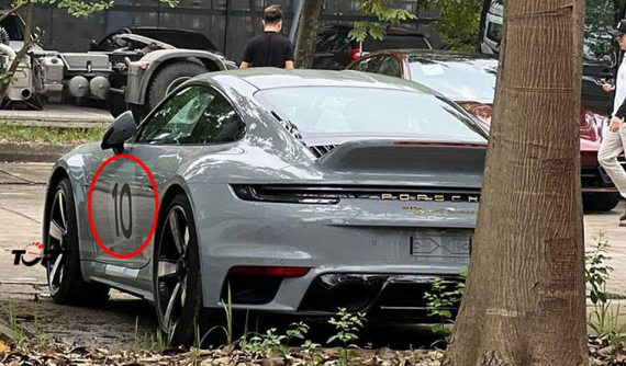 Vén bạt chiếc Porsche 911 Sport Classic 2023 đầu tiên về Việt Nam, số 10 thể hiện quá rõ xe thuộc sở hữu của ông Đặng Lê Nguyên Vũ