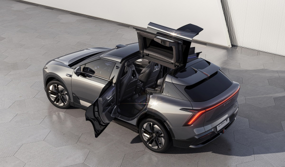 Vén màn SUV điện HiPhi Y: cửa mở độc đáo, chạy được hơn 800 km sau khi sạc pin