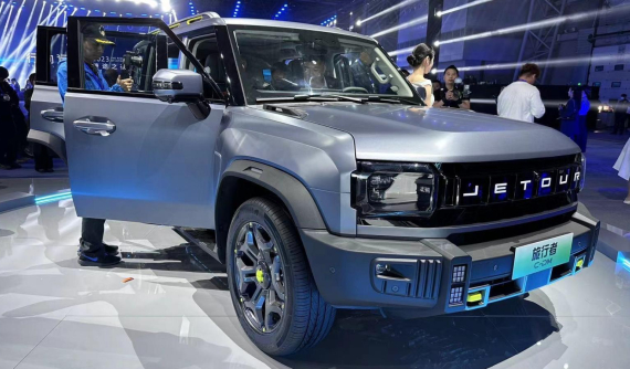 Jetour Traveler 2023 chính thức ra mắt, tên gọi như xe Peugeot, còn thiết kế giống Ford Bronco và Land Rover