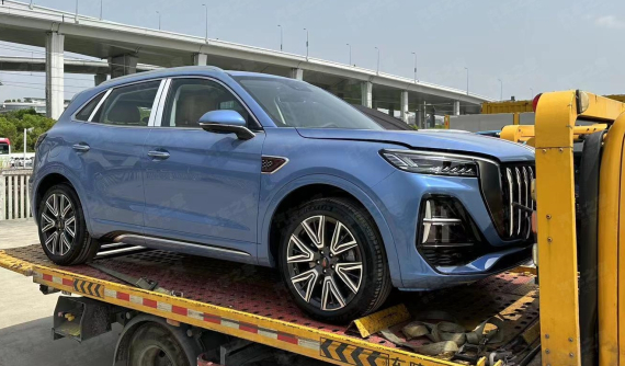 Diện kiến trước Hồng Kỳ HS5 2023 - đối thủ của Hyundai Santa Fe - sẽ sớm về Việt Nam