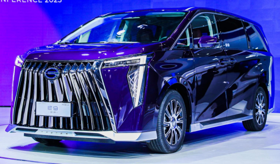 MPV hạng sang Trumpchi E9 2024 có gì hấp dẫn với mức giá từ 1,12 tỷ đồng? Liệu có cạnh tranh nổi với Toyota Alphard?