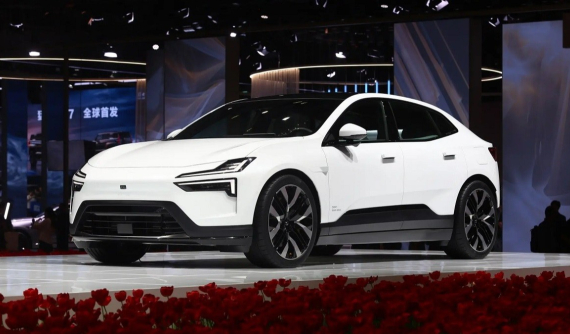 Polestar 4 2024 - ô tô điện "sang, xịn, mịn" của châu Âu nhưng thiếu một trang bị hầu như xe nào cũng có