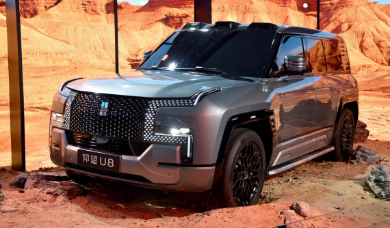 Đánh giá nhanh Yangwang U8 2024: SUV điện Trung Quốc ngon, bổ nhưng không rẻ, đối thủ của Hummer EV SUV