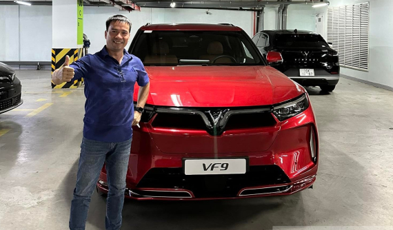 Người dùng VinFast VF9 review công tâm: mới mua đã gặp vấn đề với phần mềm, nhưng êm và cách âm tốt hơn Tesla Model X