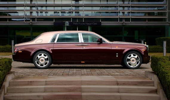 6 lần giảm giá "khủng" của ngân hàng OCB dành cho Rolls-Royce Phantom Lửa thiêng từng của Trịnh Văn Quyết ra sao?