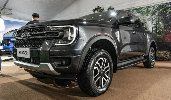 Rẻ hơn 115 triệu đồng so với bản Wildtrak, Ford Ranger Sport 2023 mới ra mắt Việt Nam có gì?