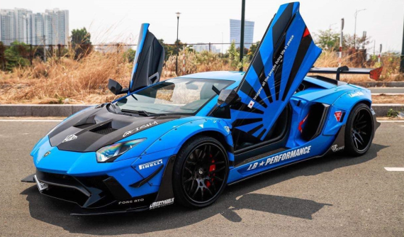Lamborghini Aventador Limited Edition 50 độc nhất Việt Nam được rao bán hơn 22 tỷ đồng, tiền độ đã 3 tỷ đồng