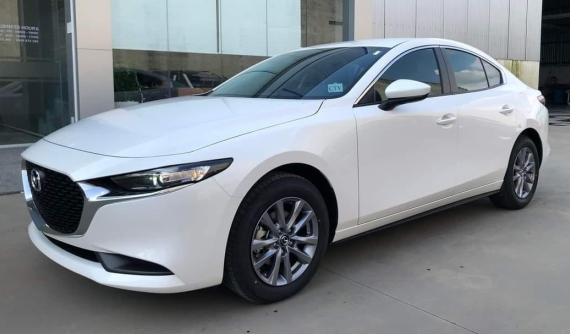 Đại lý ưu đãi đến 110 triệu đồng cho Mazda3, bản tiêu chuẩn giảm xuống chỉ còn 559 triệu đồng