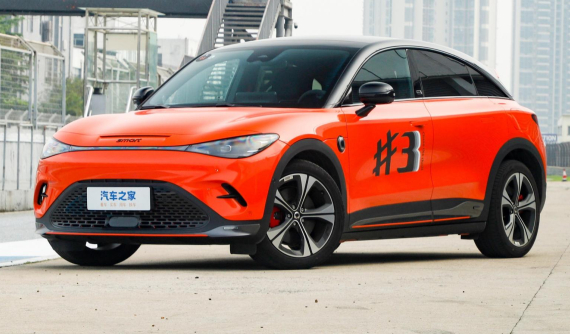 Xe điện Smart #3 ra mắt tại hàng xóm của Việt Nam, giá từ 696 triệu đồng, nếu chọn bản Brabus, bỏ thêm 300 triệu đồng