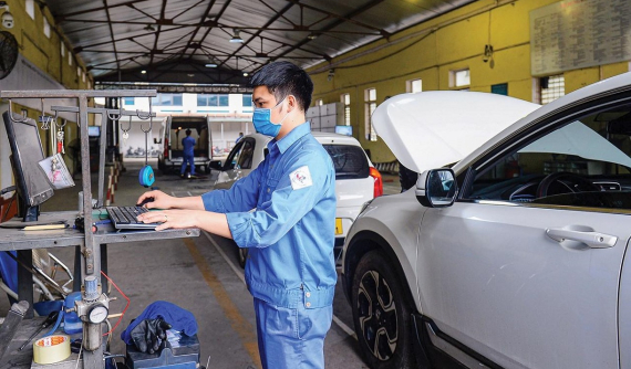 Từ ngày 3/6/2023, xe cá nhân đến 9 chỗ ngồi, không kinh doanh vận tải, được tự động giãn chu kỳ kiểm định