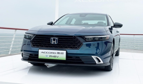 Honda Accord 2023 phiên bản tiêu thụ dưới 5 lít xăng/100 km chính thức được chốt giá tại thị trường sát cạnh Việt Nam