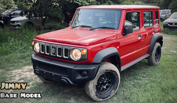 Cận cảnh Suzuki Jimny 5 cửa phiên bản tiêu chuẩn - SUV giá rẻ được mệnh danh "tiểu Mercedes-Benz G-Class"