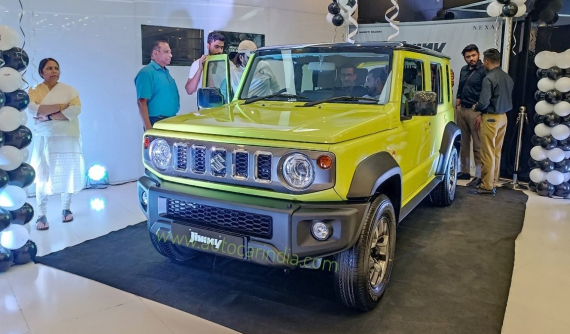 Suzuki Jimny 5 cửa "bán chạy như tôm tươi" khiến thời gian giao xe kéo dài gần 9 tháng