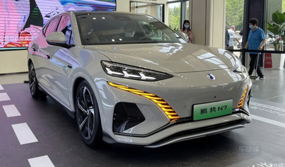 BYD Denza N7 "bán chạy như tôm tươi" tại hàng xóm của Việt Nam