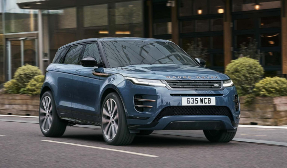 Range Rover Evoque được nâng cấp với đèn pha mới, nhiều camera hơn và thêm màn hình cong