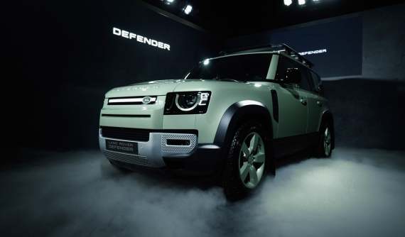 Đánh giá nhanh Land Rover Defender 75th Limited Edition: Giới hạn 5 chiếc tại Việt Nam, không phải "fan" rất khó sở hữu
