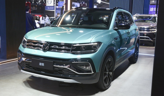 Volkswagen T-Cross ra mắt ở thị trường hàng xóm với động cơ mạnh hơn, giá chỉ bằng một nửa xe tại Việt Nam