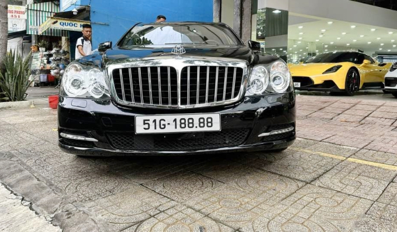 Maybach 62S biển siêu VIP nhất Việt Nam lộ diện, hàng sưu tập không bao giờ lỗi thời cho các đại gia Việt