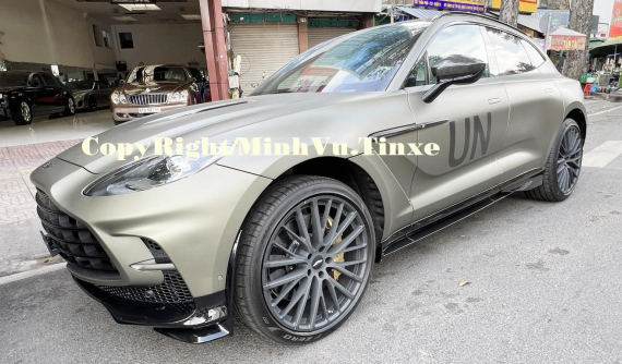 Siêu SUV Aston Martin DBX 707 thứ 2 về tay ông Đặng Lê Nguyên Vũ, khác biệt về màu sơn, giá từ 21,8 tỷ đồng