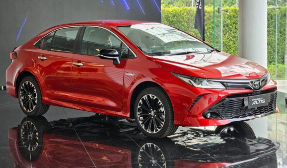 Toyota Corolla Altis chuẩn bị có bản nâng cấp tại Việt Nam vào tháng sau