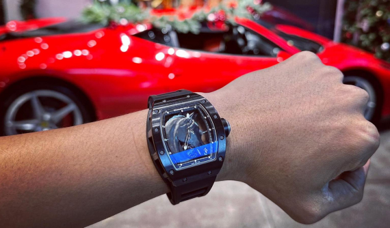 Richard Mille RM 52-02 Black Horse hơn 45 tỷ đồng, chỉ 5 chiếc sản xuất, từng được Khanh "Supper" chia sẻ có gì hay?