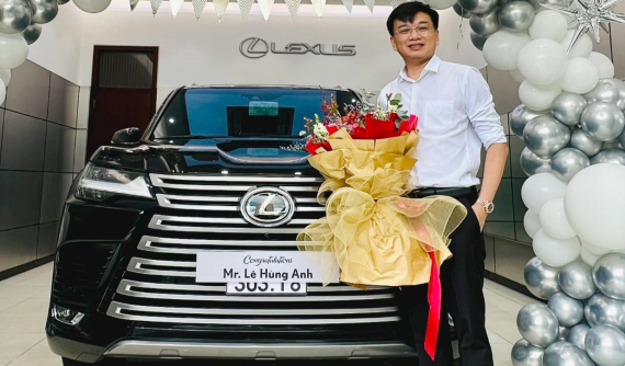 Shark Lê Hùng Anh tậu "chuyên cơ mặt đất" Lexus LX600, tiết lộ thêm nghề tay trái không ai ngờ tới