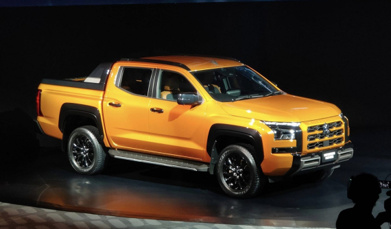 Mitsubishi Triton 2023 chính thức ra mắt, thêm động cơ và hàng loạt trang bị tiện nghi, an toàn mới