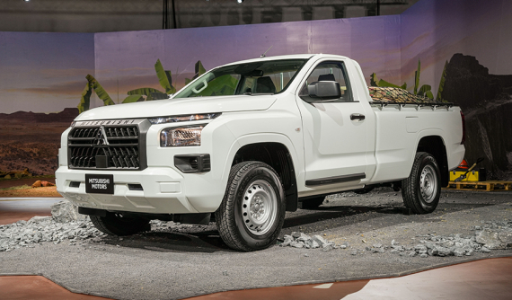 Xem thiết kế và trang bị của Mitsubishi Triton 2023 bản tiêu chuẩn, giá chỉ từ 481 triệu đồng