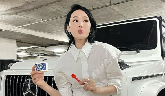 Mercedes-AMG G63 của Hiền Hồ đã có khách đặt cọc sau 1 ngày rao bán, danh tính người mua làm cư dân mạng tò mò