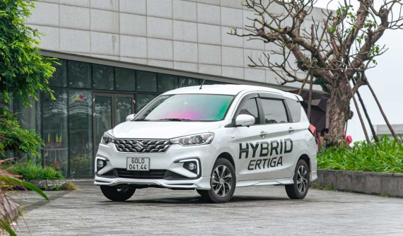 Được đại lý giảm đến 120 triệu đồng, Suzuki Ertiga Hybrid trở thành MPV rẻ nhất tại Việt Nam