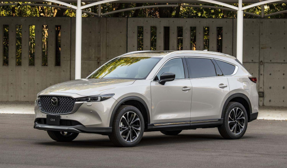 Mazda CX-8 chính thức bị ngừng sản xuất vào tháng 12 năm nay, thay thế bằng đàn em CX-80