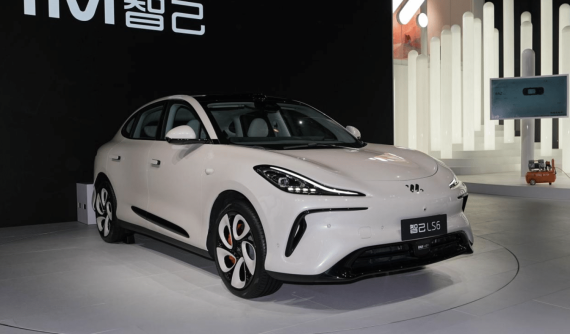 IM Motors LS6 "bán chạy như tôm tươi" tại triển lãm ô tô Thành Đô, lăn bánh được 500 km chỉ sau 15 phút sạc