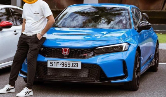 Chủ xe định danh biển số đẹp từ Lexus ES sang cho Honda Civic Type R
