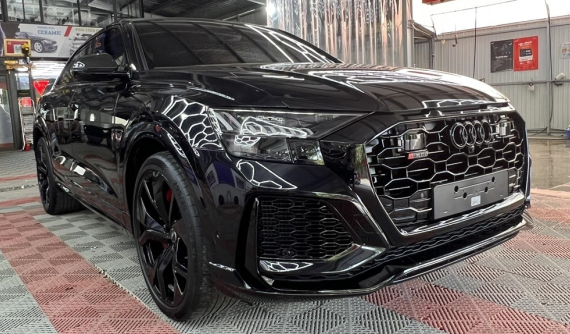 Đại gia Nghệ An tậu Audi RS Q8 - "Anh em sinh đôi với Lamborghini Urus", giá gần 10 tỷ đồng