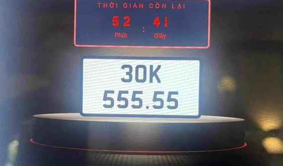 Biển số 30K-555.55 được trả giá lên đến 14,12 tỷ đồng trong phiên đấu giá ngày 15/9