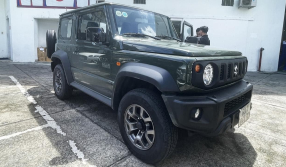 "Tiểu Mercedes-Benz G-Class" Suzuki Jimny chưa đến tay người Việt đã "đội giá" lên 900 triệu đồng