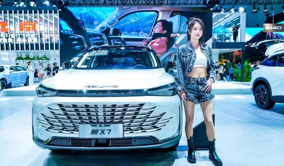 Beijing X7 2023 sẽ sớm về Việt Nam đã có mặt ở showroom của nước bạn Lào, quá hiện đại và công nghệ