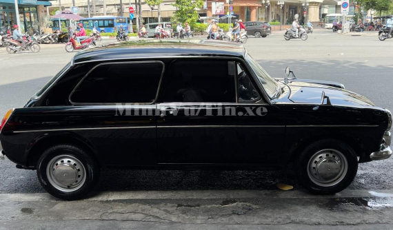 Đánh giá nhanh BMC ADO16: Hàng độc lạ của "Qua" Vũ bên cạnh các siêu xe trăm tỷ đồng