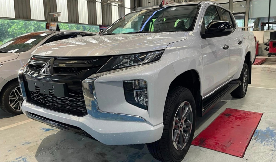 Đại lý xả kho lô xe Mitsubishi Triton MT 4x4 2023 với giá chỉ từ 550 triệu đồng
