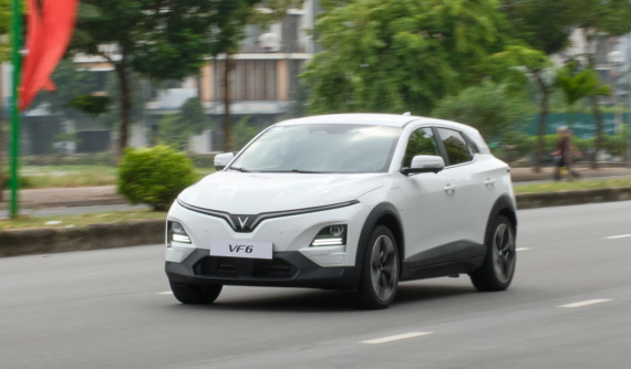 Đánh giá VinFast VF 6: lái thú vị, chau truốt hơn đàn anh VF e34 nhưng vẫn chưa hoàn thiện ở điểm này