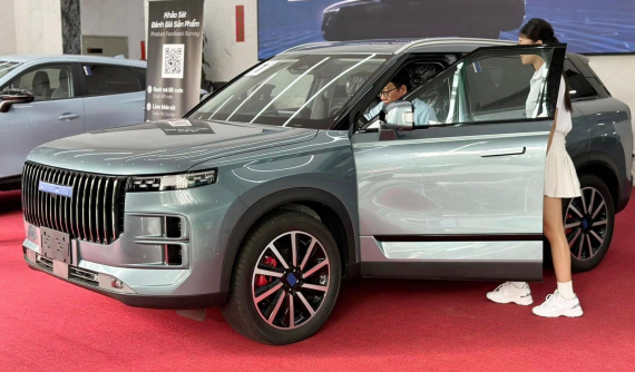 Chery Jaecoo 7 - phiên bản đổi tên của Exploration 06, SUV "ăn xăng" chỉ 1 lít/100 km - bất ngờ được trưng bày tại Hà Nội