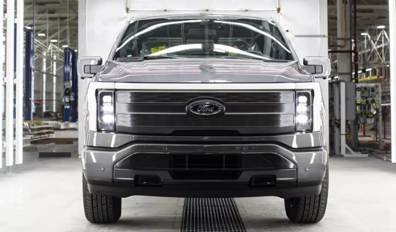 Ford cắt đầu tư vào ô tô điện vì lỗ "chổng vó"