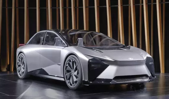 Vén màn SUV điện hạng sang Lexus LF-ZC, phả hơi nóng lên BMW i4 và Tesla Model 3