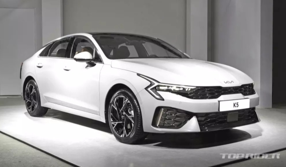 Cận cảnh thiết kế thực tế của Kia K5 2024 - sedan hạng trung sẽ về Việt Nam trong tương lai