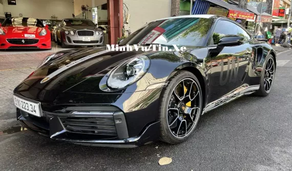 Đánh giá nhanh hàng hiếm Porsche 911 Turbo 992 tại Việt Nam: "Hắc mã" có tùy chọn bộ mâm hơn 1 tỷ đồng