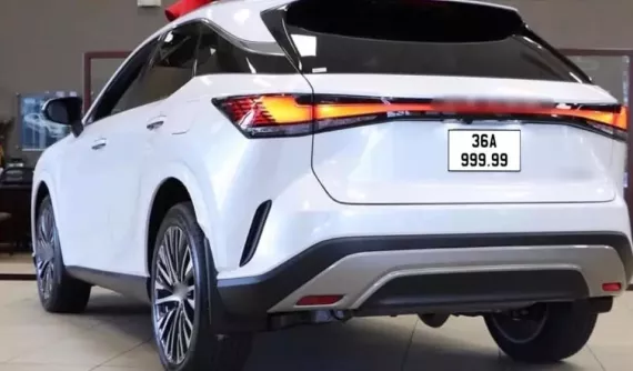 Lộ diện chiếc xe sẽ được đăng ký biển số VIP 36A-999.99 trúng đấu giá gần 5,3 tỷ đồng, cái tên quá quen mặt