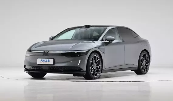 Zeekr 007 "bán chạy như tôm tươi" tại hàng xóm của Việt Nam, sạc 1 lần chạy hơn 700 km