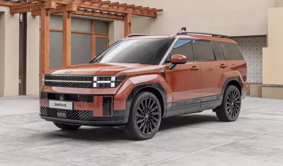 Hyundai Santa Fe thế hệ mới ra mắt ngay sát vách của Việt Nam, chờ ngày được giới thiệu trong nước