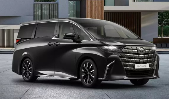 Rẻ hơn 105 triệu đồng, Toyota Alphard 2024 bản máy xăng có gì khác so với bản hybrid?