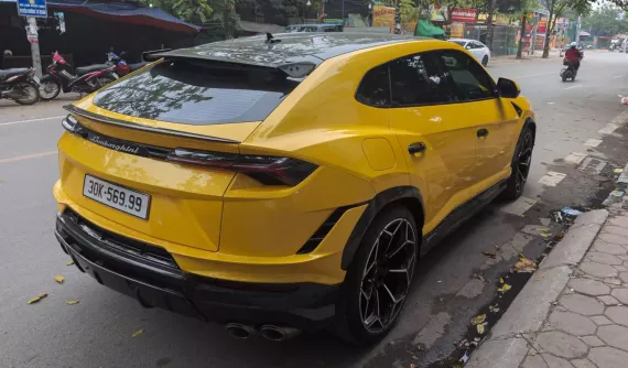 Lamborghini Urus Performante thứ 2 lộ ảnh về Việt Nam, biển số tùy chọn tam hoa 9 có giá 345 triệu đồng